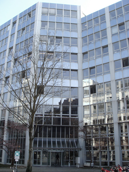 Bürogebäude Arabellastraße Außen